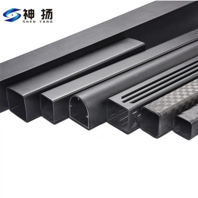 Négyzet alakú szénszálas cső